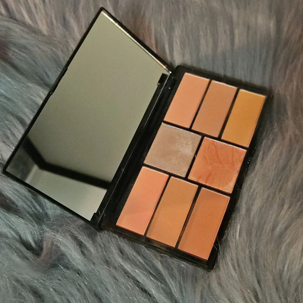 🇬🇧Freedom Pro Blush Palette ✨️🍑Peach & Baked🍑✨️